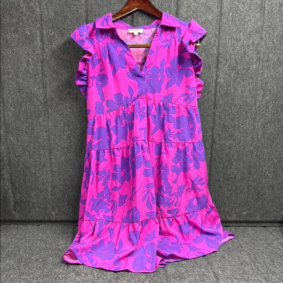 Umgee Dresses & Skirts - Umgee Fuchsia and Violet Floral Blouse